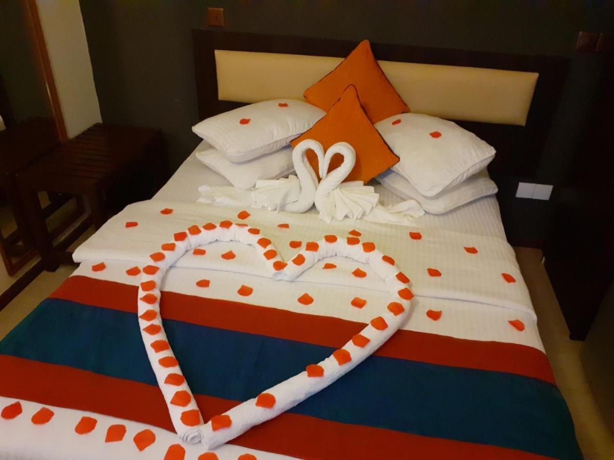 Seasunbeach Hotel Maldives Hulhumalé Eksteriør billede